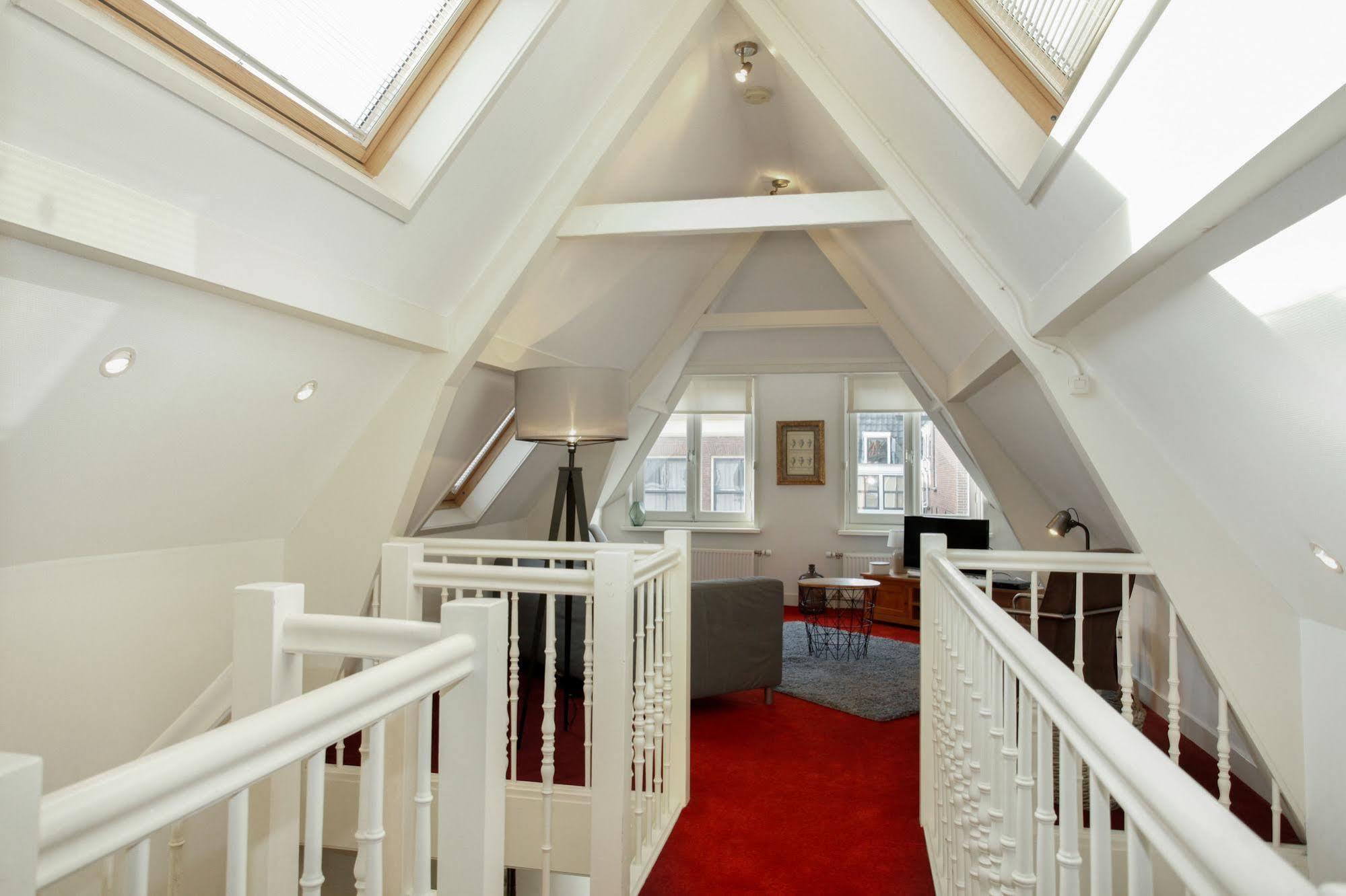האג Stayci Serviced Apartments Noordeinde מראה חיצוני תמונה